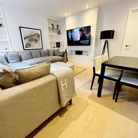 شقة Londwell, Luxe And Leaves, Chelsea Flat With Private Garden لندن المظهر الخارجي الصورة